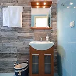 Villa Aerides