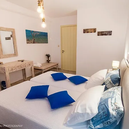 Aerides * Agios Arsenios